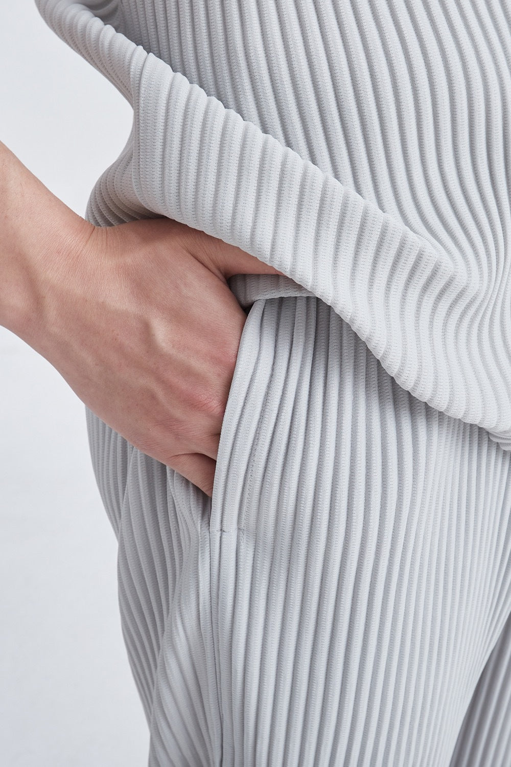 Pleated trousers - Light grey