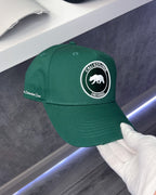 V2 EXPLORER CAP – RENNENGRÜN