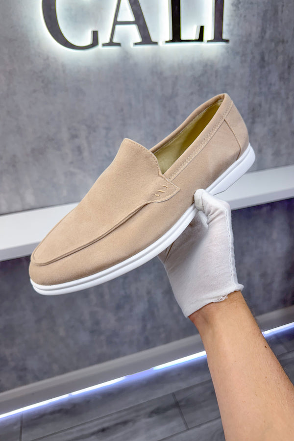 Promenade Loafers - Beige