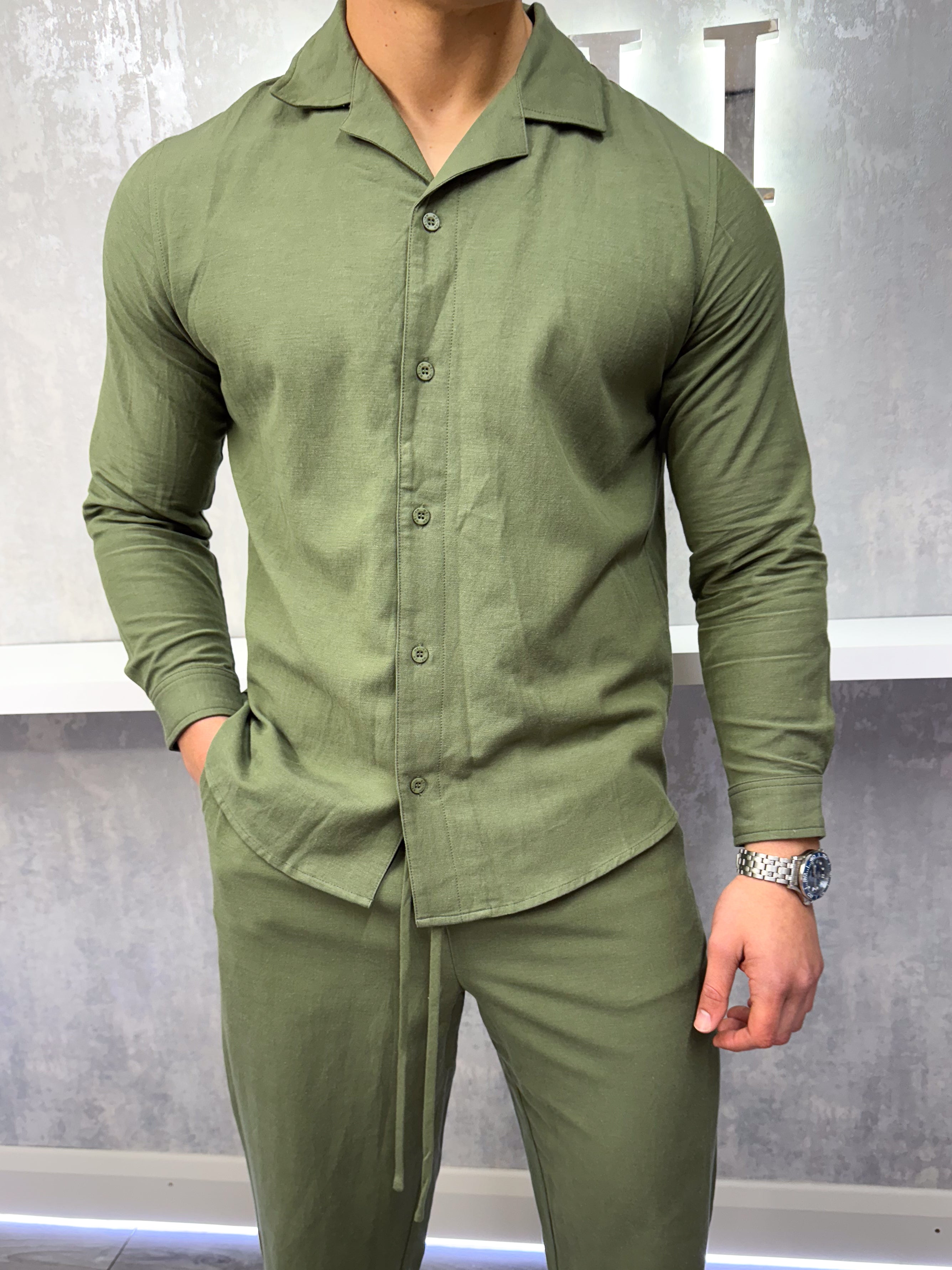 Das Leinenhemd - Khaki