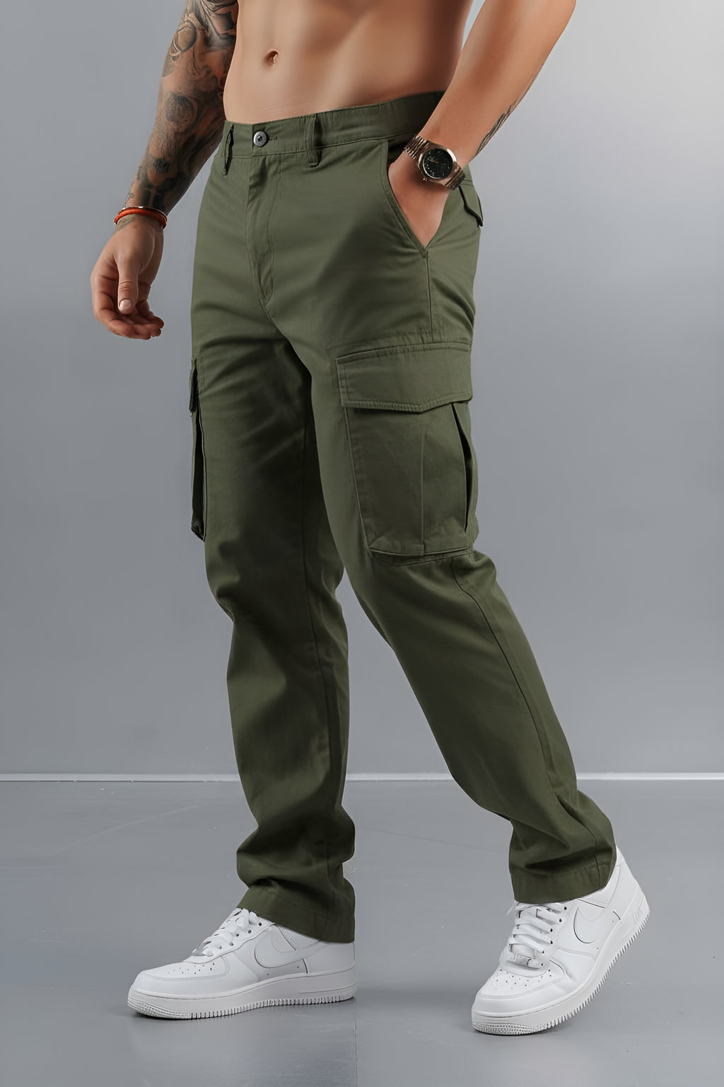 Wide fit cargo pants with side pockets