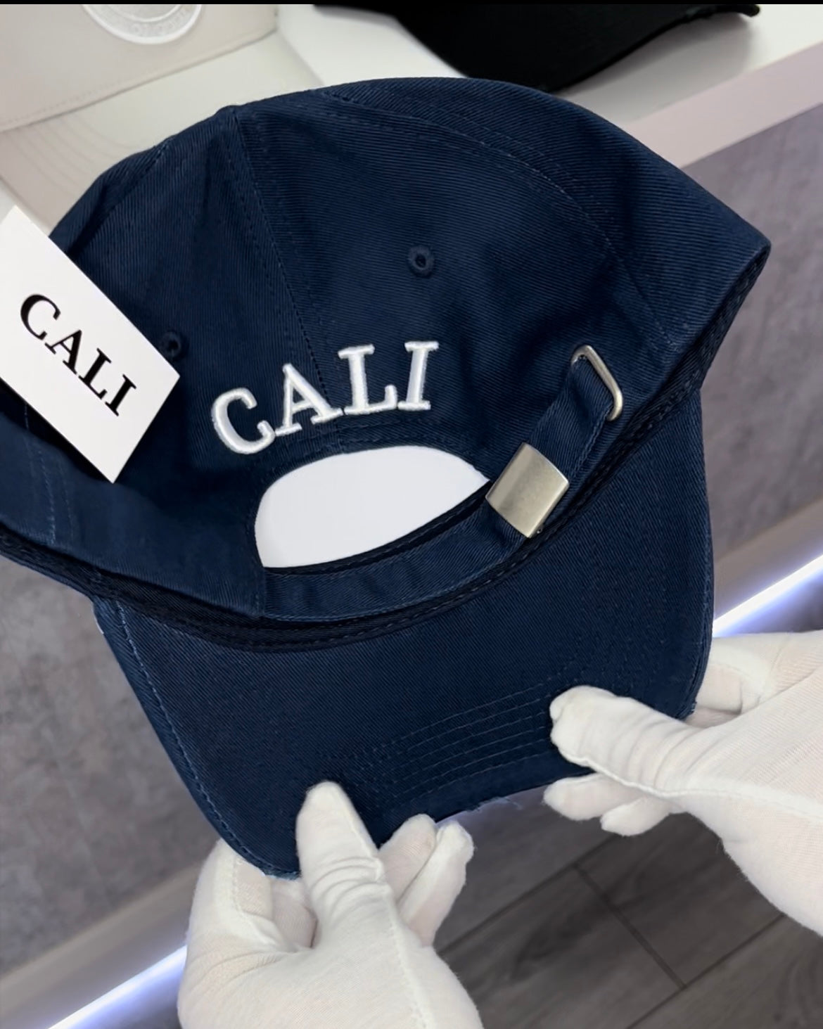 Cali | Cap Explorer di mezzanotte